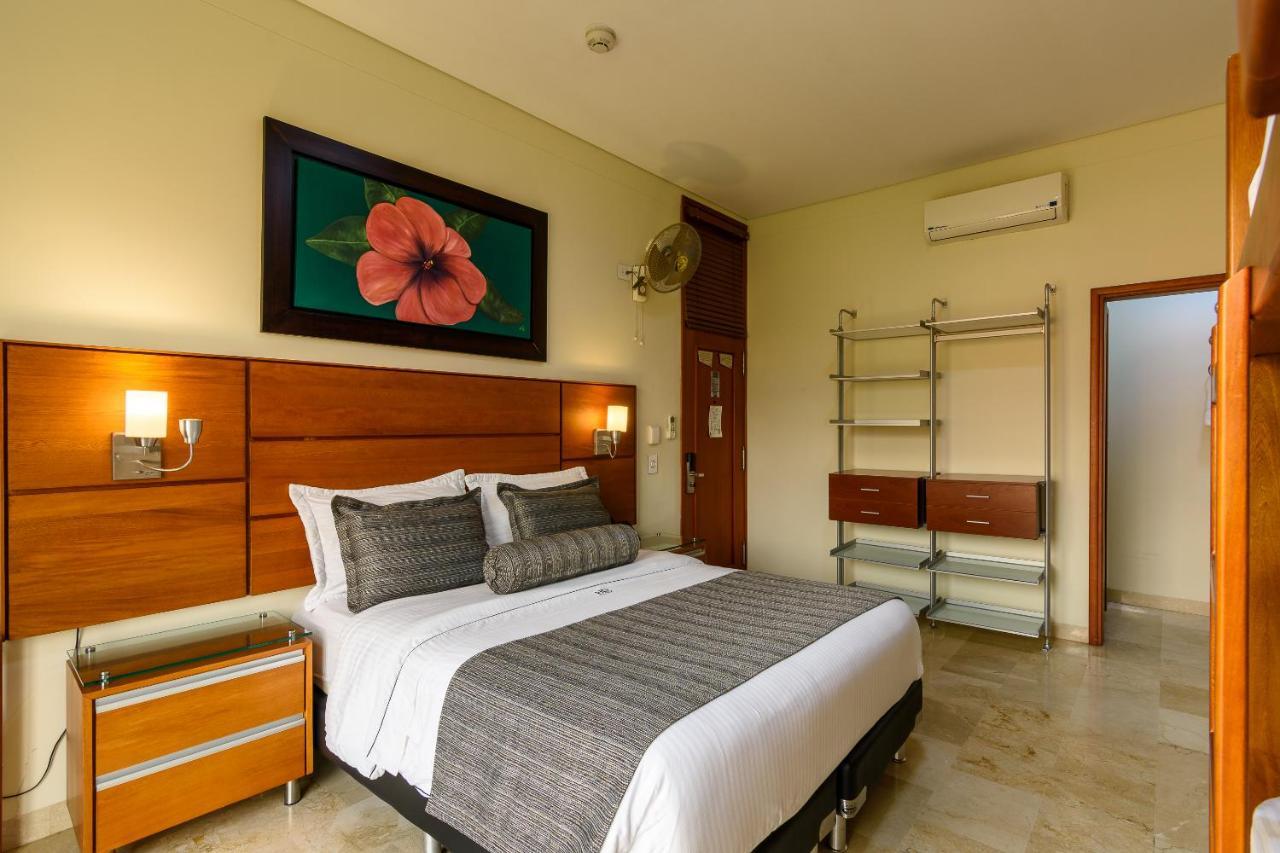 Hotel Dorado La 70 Меделин Екстериор снимка