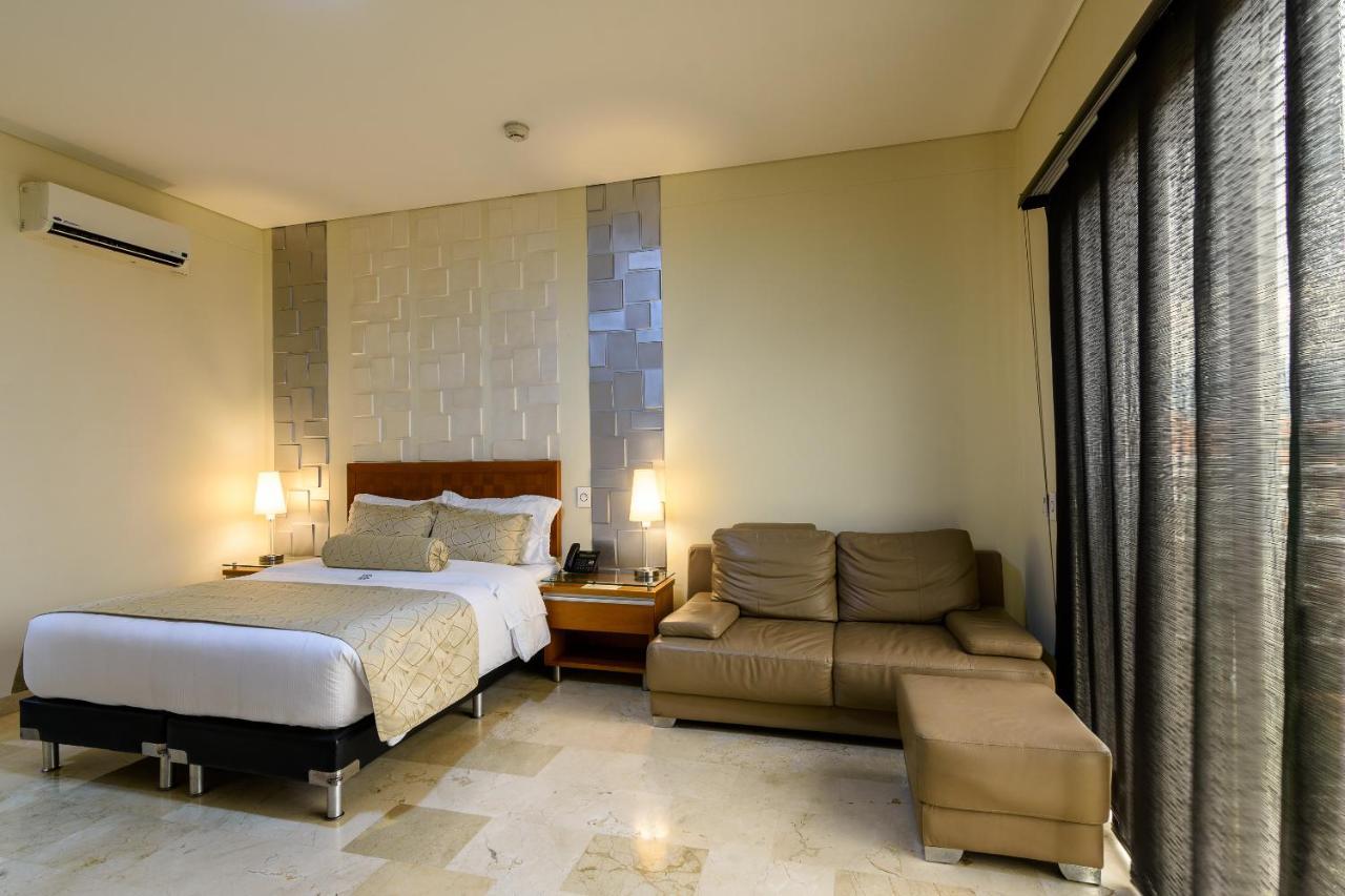 Hotel Dorado La 70 Меделин Екстериор снимка