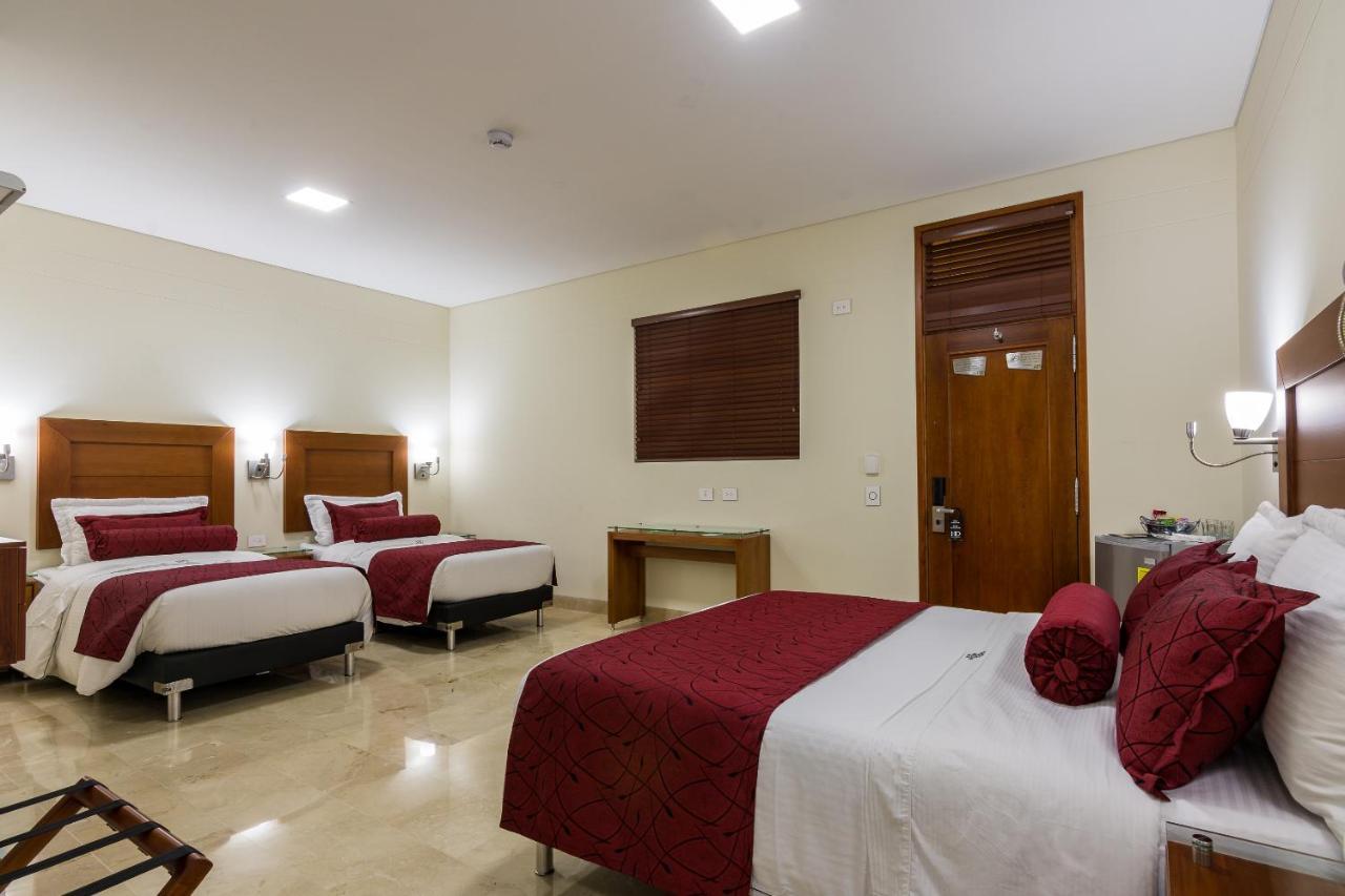 Hotel Dorado La 70 Меделин Екстериор снимка